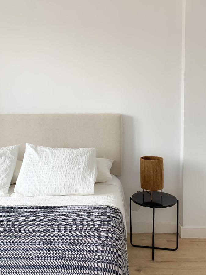 Acogedor Apartamento Con Terraza Y Parking Publico En Comillas Exteriér fotografie